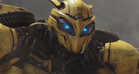 Bumblebee Battle Mask Wallpaper - Do You Prefer Bee With His Battle ...