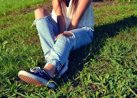 All Over Sequin: Ripped jeans & Vans outfit