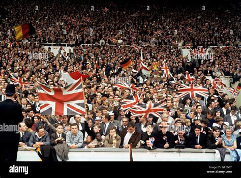 England v West Germany - 1966 World Cup Final - Wembley Stadium Stock ...