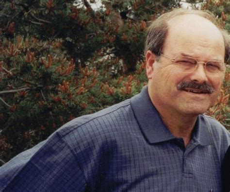 Dennis Rader (BTK Killer) Biography - Facts, Childhood, Family Life ...