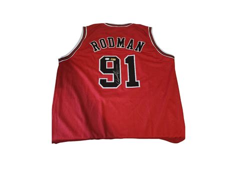 Dennis Rodman Signed Chicago Bulls Jersey - CharityStars