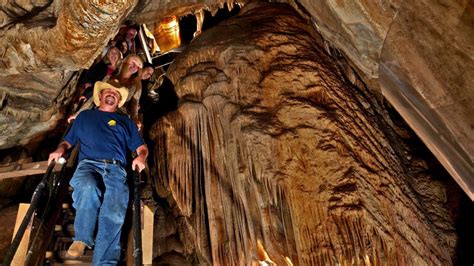 Mercer Caverns | one of three public show caves in Calaveras County