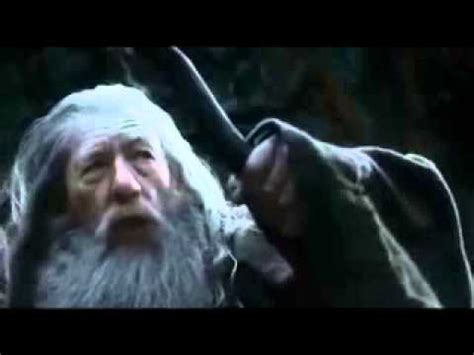 Gandalf vs sauron - YouTube