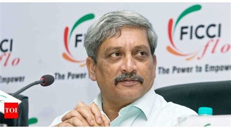 Manohar Parrikar Wiki, Age, Biography, Death, Wife, Family & More