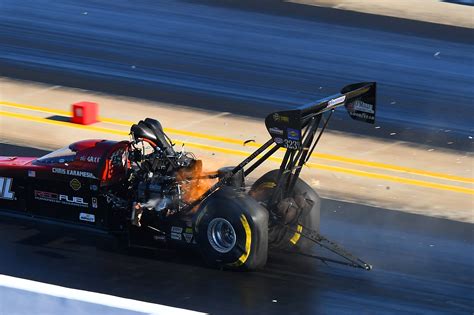 NHRA Top Fuel Dragster Tire Distortion - Car in My Life