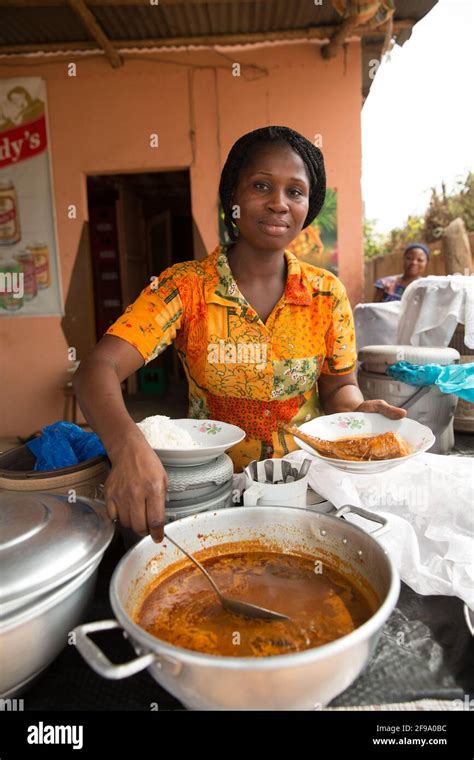 Traditional food preparation, Benin, West Africa Stock Photo - Alamy