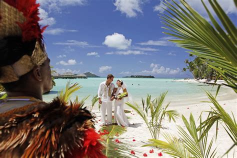 Bora Bora Weddings and Vow Renewals | Tahiti Wedding Planner