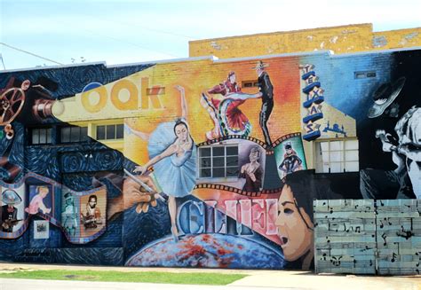 Along Magnolia Lane: Oak Cliff Murals