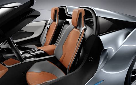 BMW i8 Spyder may arrive at the Paris motor show