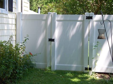 tall white vinyl fence Decks Backyard, Backyard Landscaping ...