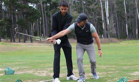 GOLF TIP: WHAT DRILLS YOU SHOULD PRACTICE AT THE DRIVING RANGE? - Golf Tips