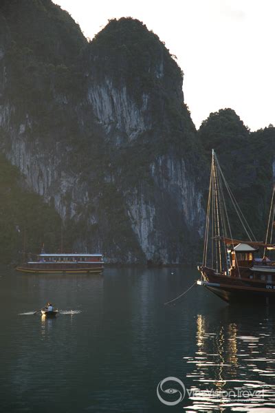 Sunrise over Halong Bay - Vietnam Vacation