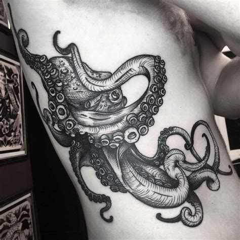 See this Instagram photo by @henbohenning • 3,382 likes | Octopus tattoo design, Octopus tattoos ...