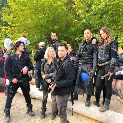 'The 100' Season 6: Behind the Scenes With Bob Morley, Eliza Taylor & the Cast (PHOTOS)