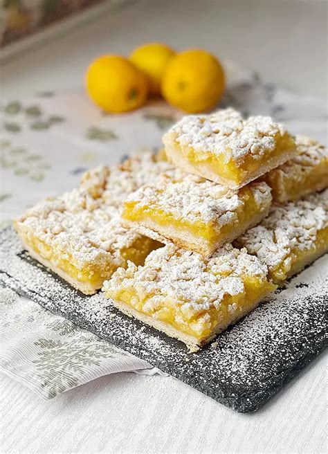 Shortbread Lemon Squares (Eggless)