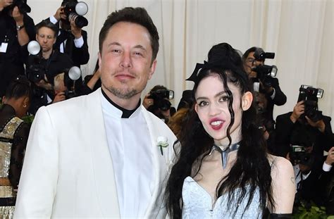 Elon Musk steps out with new GF Grimes at Met Gala 2018