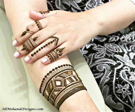 1000+ Easy Finger Mehndi Designs - Henna Finger Ideas