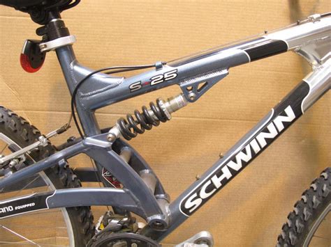 Schwinn S25 Mountain Bike | Property Room