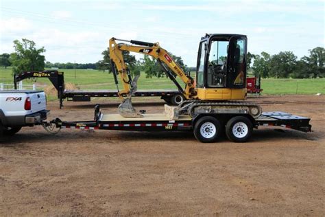 Trailer World: 14ET 20 ft Heavy Duty Equipment Hauler w/ Mega Ramps ...