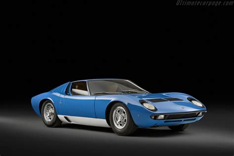 Lamborghini Miura P400