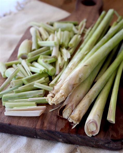 Lemongrass Stalks | My Delicious Blog