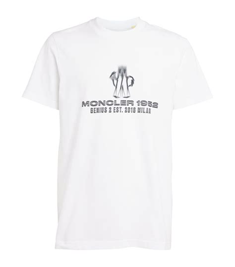 Moncler Graphic Logo T-Shirt | Harrods AE
