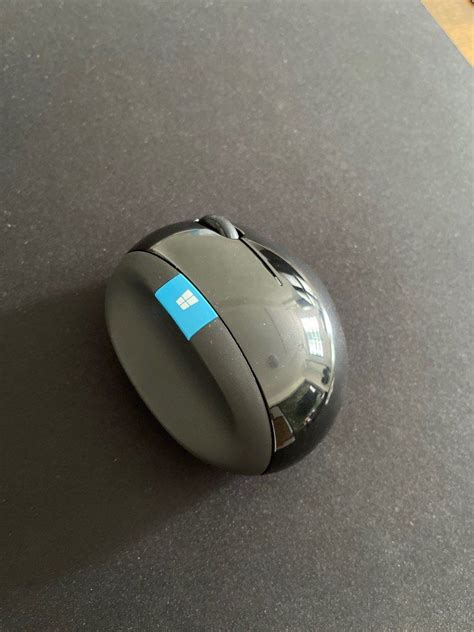 Microsoft Sculpt Ergonomic Mouse, Computers & Tech, Parts & Accessories ...