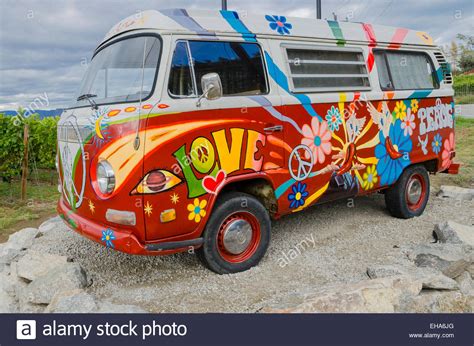 Hippie Van Painting at PaintingValley.com | Explore collection of Hippie Van Painting