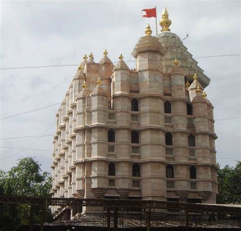 Shri Siddhivinayak Temple Mumbai, timings, darshan, history, events