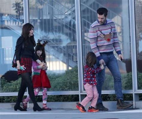 Zooey Deschanel and BF Jonathan Scott visit Academy Museum in LA with family on Christmas Eve ...