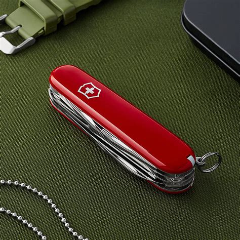 18 Best Pocket Knife Brands for Your Everyday Carry