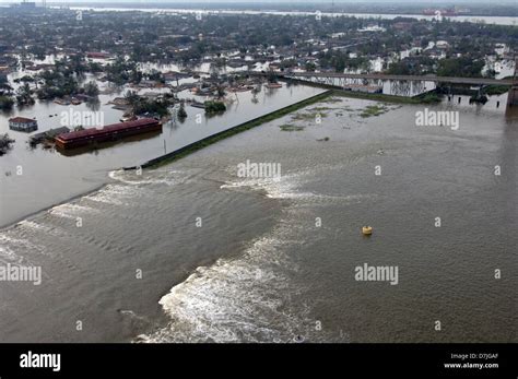 Levee New Orleans High Resolution Stock Photography and Images - Alamy