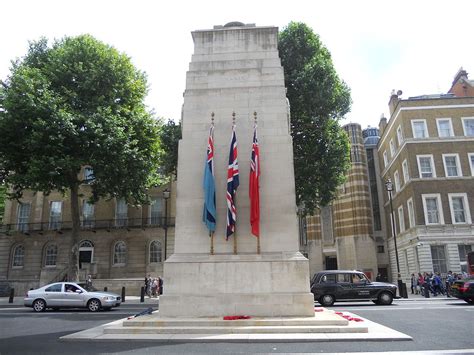 The glorious dead - the war memorials around Britain