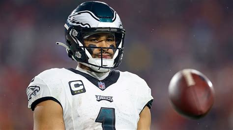 Eagles' Jalen Hurts the 'most overrated player in football,' ex-NFL QB ...