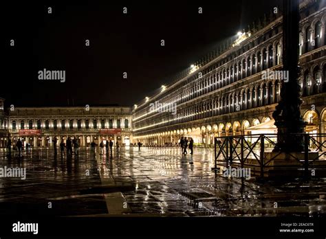 St. Mark's Square at night and rain Stock Photo - Alamy