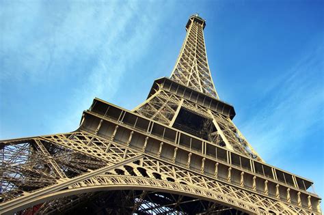 Eiffel Tower: Information & Facts - TravelABZ