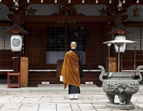 Kyoto Temples & Shrines: A Guide to the Ancient Capital's Loveliest