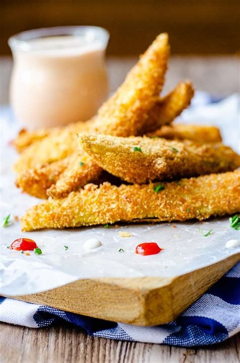 Deep Fried Pickles with Sriracha Ranch Dipping Sauce - Food Above Gold