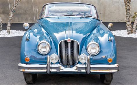 Jaguar XK150 essential owner's guide - Prestige & Performance Car