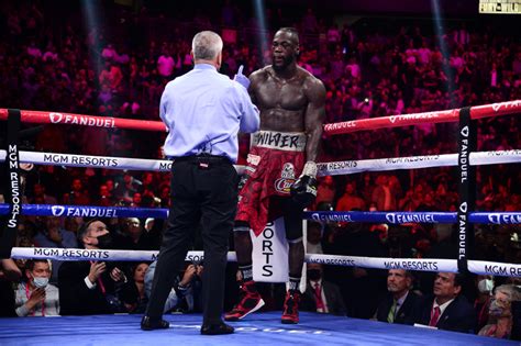 Deontay Wilder says he’s ‘back’ ahead of Robert Helenius fight - Sports ...