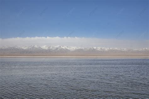 Qinghai Lake Landscape Photography Map Background, Qinghai Lake, Distant Mountain, Blue Sky ...