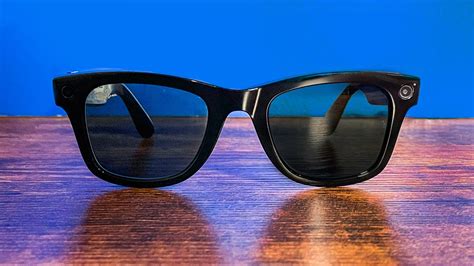 Facebook's smart Ray-Ban glasses are disappointingly familiar - CNET