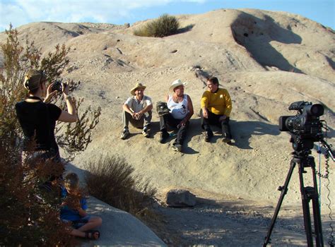 SCVHistory.com LW2261w | Vasquez Rocks | Bobby Clark (Gorn) Reenacts Fight with Capt. Kirk, Star ...