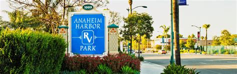 Anaheim Harbor RV Park | Closest RV Park to Disneyland