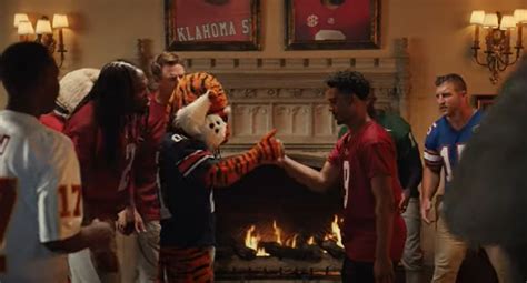 Bryce Young joins ‘Heisman House,’ welcomed by Tim Tebow, thumb wrestles Aubie; See all 10 spots ...