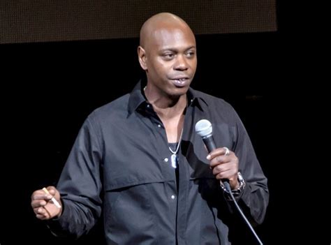 Dave Chappelle Booed During Stand-Up Comedy Show in Detroit | E! News