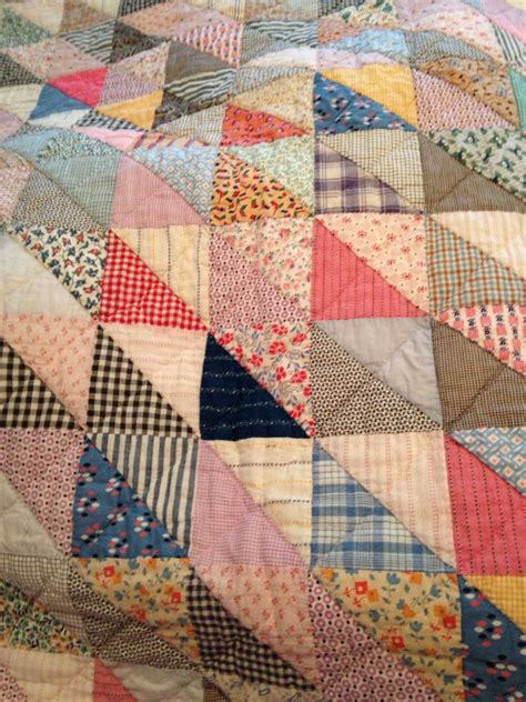 Vintage patchwork quilt | Vintage quilts, Quilts, Patchwork quilts