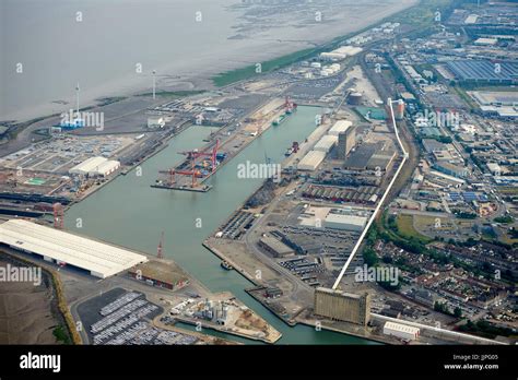 Avonmouth docks bristol aerial hi-res stock photography and images - Alamy