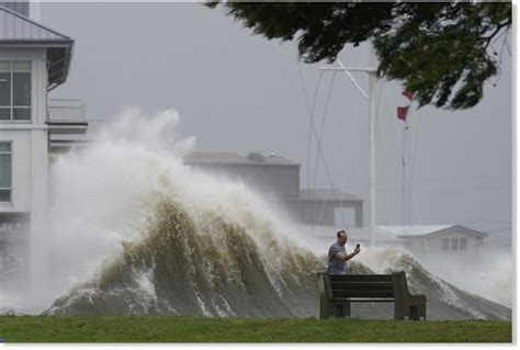 Hurricane Ida hits coast of Louisiana with 150 mph winds - 16 years to ...