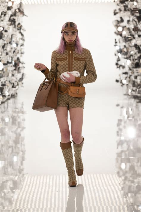 Gucci Fall 2021 Fashion Show | The Impression